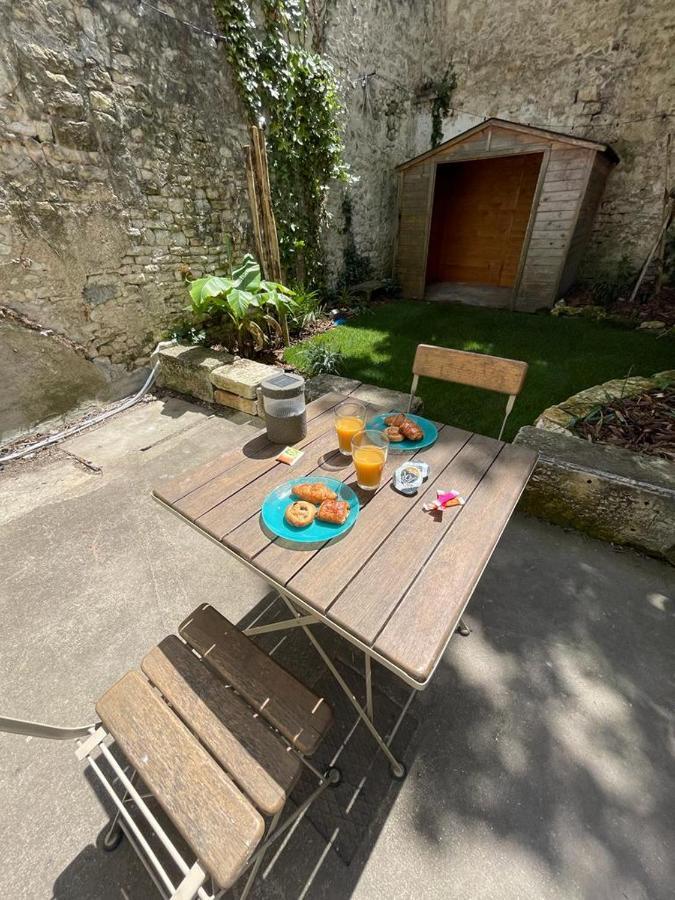 L'Escale Niortaise - Centre-Ville - 10Mn Gare - Wifi - Netflix Kültér fotó